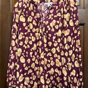 Nine West Sz L Maroon and Tan Leopard Print Top with Tie Neckline